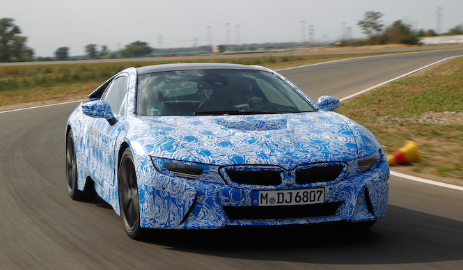 BMW i8 の情報を公開｜BMW