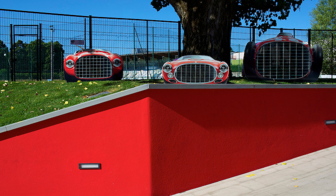 フェラーリが人類の朋友のためのサービスを開始|Ferrari