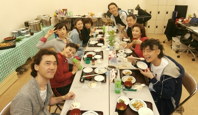 戸田恵子｜V6 坂本昌行くんと初共演！ミュージカル『シルバースプーンに映る月』