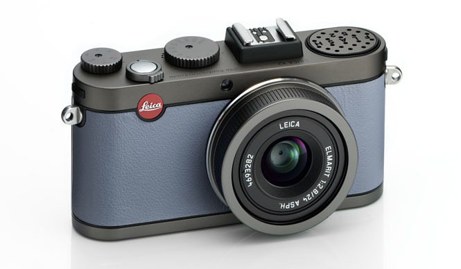 Leica|小渕健太郎(コブクロ)コラボの特別限定モデル発売