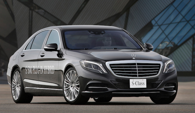 1リッターで33.3km走るSクラス｜Mercedes-Benz