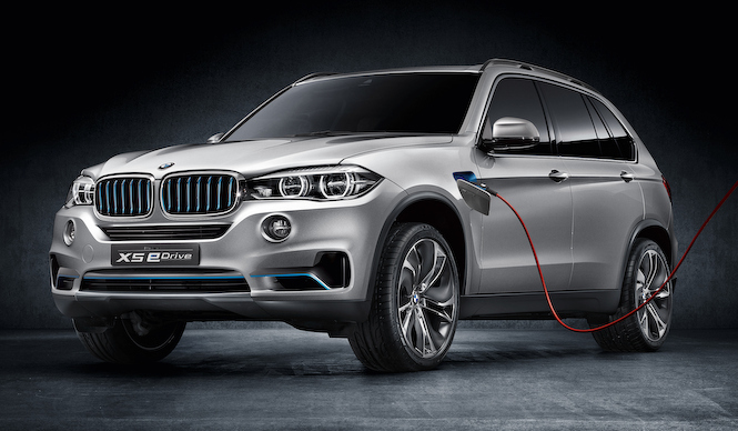 X5をベースにした プラグイン ハイブリッド コンセプトを発表|BMW