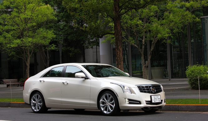 ATS と SRX クロスオーバーの改良モデルを発表｜Cadillac