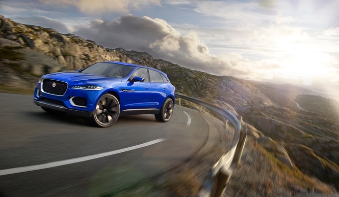 ジャガー初のSUVのコンセプトカー「C-X17」を公開|Jaguar