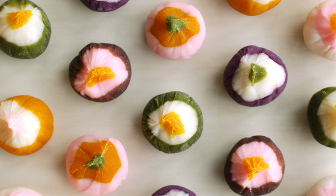 EAT｜ヒガシヤ×ミナ ペルホネンによる限定「ひと口果子」が発売