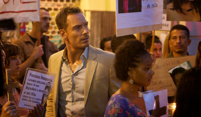 Emporio Armani｜映画『悪の法則』主演マイケル・ファスベンダーの衣装制作をサポート