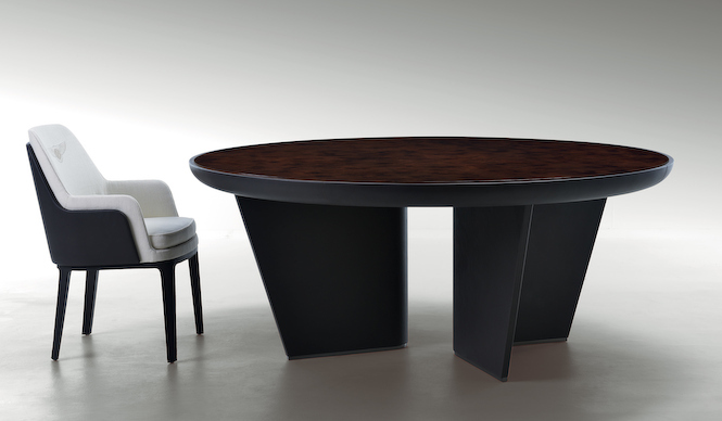 ベントレーの素材とクォリティをまとったファーニチャー｜Bentley