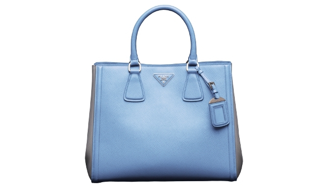 PRADA|あらたな旗艦店「プラダ 銀座店」オープン記念スペシャルアイテム発売