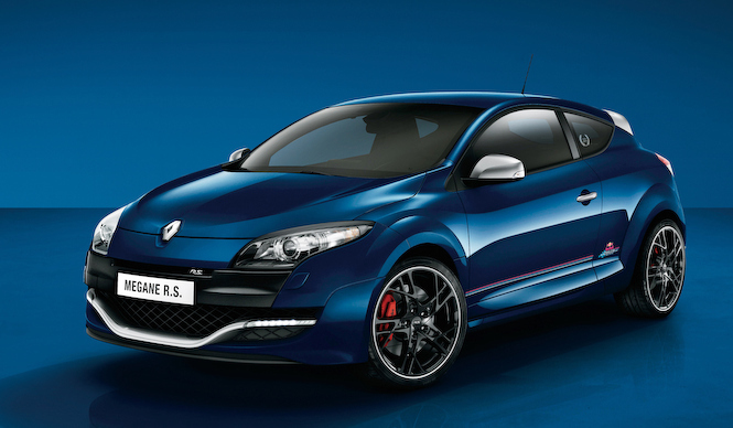 メガーヌRSレッドブルレーシングバージョン国内発売|Renault