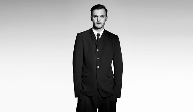 DIOR HOMME|クリス・ヴァン・アッシュ来日 M/M Parisとのコラボ、最新コレクションを語る