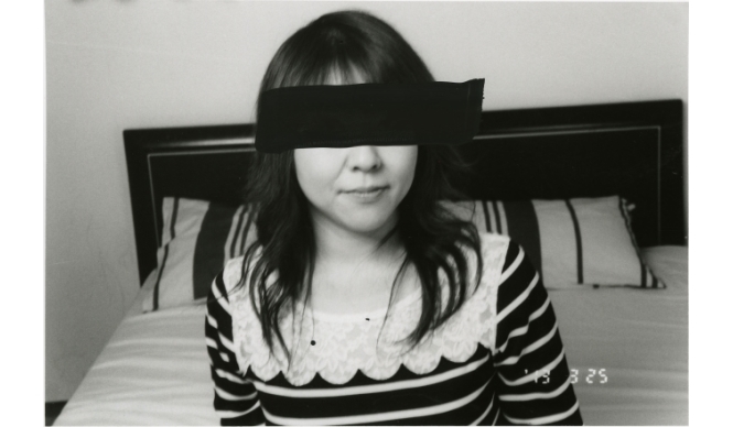 ART｜荒木経惟展『人妻ノ写真』をラットホールギャラリーにて開催