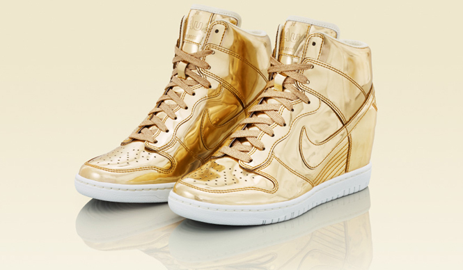 NIKE|ナイキ ダンク スカイ HIにメタリックな新色が登場