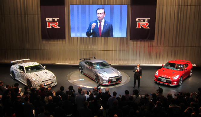 GTに近づく2014年モデルと、レーシーなGT-R NISMO｜Nissan
