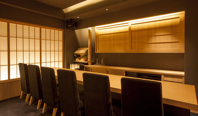 NEWS｜銀座八丁目に「Salonたかはし」オープン