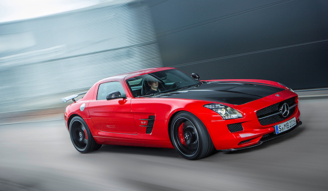 ラストシーンを迎えたSLS AMG|Mercedes-Benz