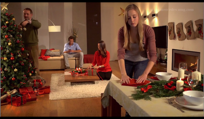 AMGからのメリークリスマス|Mercedes-Benz
