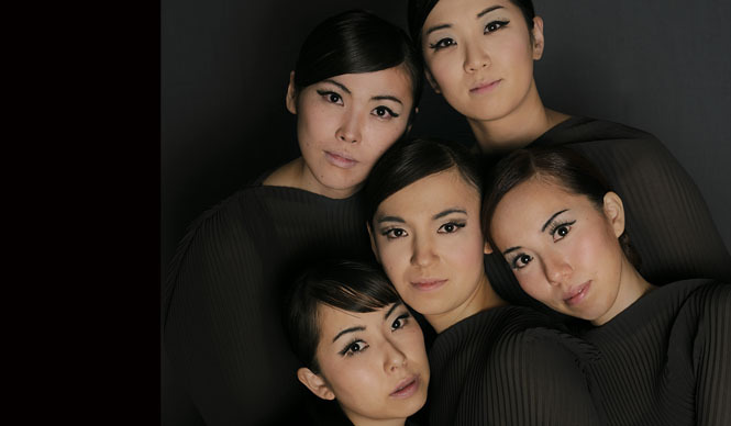 MUSIC|女性5人「Aura」のア・カペラで迎える聖夜