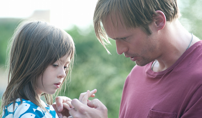 MOVIE｜あたらしい家族の形を描く感動作『メイジーの瞳』