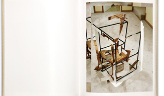 BOOK｜「記録になる」作品集『Windows Mirrors Tabletops』