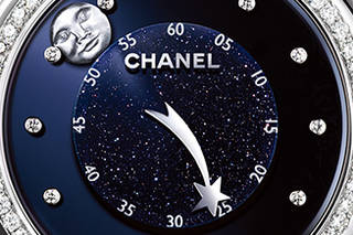 CHANEL｜月とコメットが優雅に時を表示するプチ・コンプリケーション