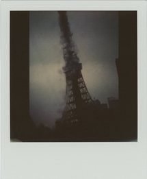 ART｜写真家の沢渡朔による個展『雨』