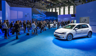 ゴルフのEVモデルがいよいよ発売｜Volkswagen