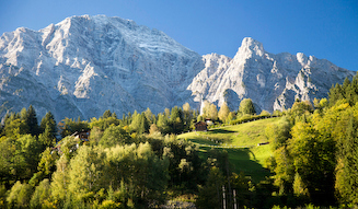 欧州縦断で体感するアウディRSモデルの真髄｜Audi