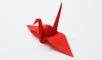 Perrocaliente|折り鶴のカタチのクリーナーが紅白セットで登場