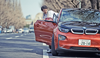 人間の本能と「i3」－ 建築家・岡田公彦の視点｜BMW