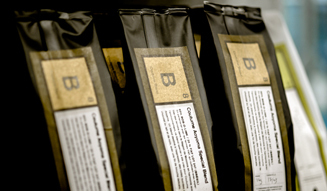 EAT｜パリで一番おいしいコーヒーが飲めるカフェ、日本初上陸！