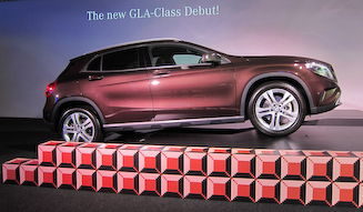 コンパクトSUV、新型GLAを日本で発売｜Mercedes-Benz