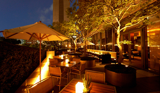 ホテルのテラスで楽しむワンランク上のビアガーデン｜Grand Hyatt Tokyo