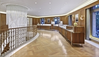 TIFFANY & Co.｜パリ シャンゼリゼ通りに新旗艦店をオープン