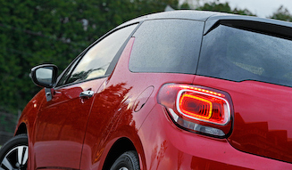 パワートレーンを一新したDS3シックに試乗|Citroen