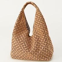 LOEWE｜伊勢丹新宿店にてスペインフェア開催