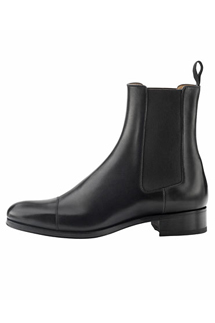 Christian Louboutin｜新ライン「クラシックシリーズ」デビュー