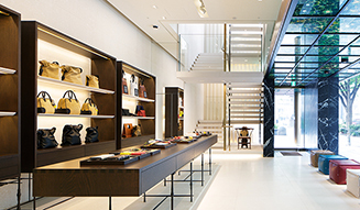 LOEWE｜ジョナサン・アンダーソンが打ち出す“あたらしいロエベ” 