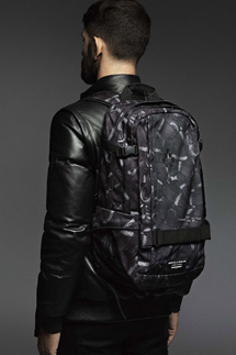 MARCELO BURLON COUNTY OF MILAN｜EASTPAKとコラボ