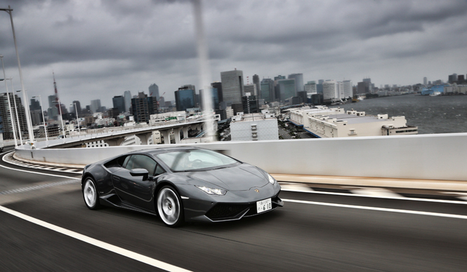 特集|ウラカンがランボルギーニを変える|Lamborghini
