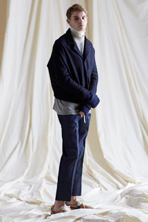 NEON SIGN｜今シーズンは“more mess 散らかす”スタイルを提案