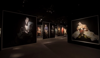 GUCCI｜歌舞伎役者 中村吉右衛門の写真展を開催