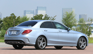 メルセデス・ベンツ、最新のCクラスを国内試乗|Mercedes-Benz