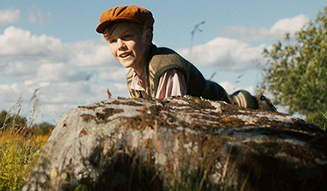 MOVIE｜スウェーデン発、100歳の主人公が繰り広げる傑作アドベンチャー・コメディ