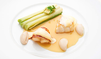 EAT｜シャネル×ベージュ アラン・デュカス 東京「ランデヴー」