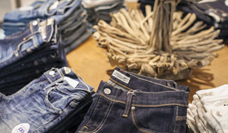 The TENT｜人と犬が並んで生きる人生を提案する新ショップ