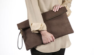 新年を祝う4種類の「ちょっとお買い得」なポーチが発売｜Felisi