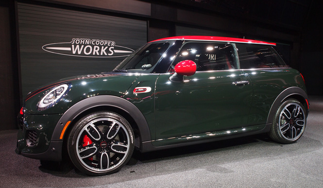 新型MINIにジョン・クーパー・ワークスモデルがデトロイトで初登場|MINI
