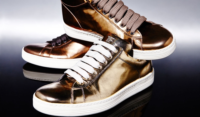 新作のメタリック コレクションを発売｜TOM FORD