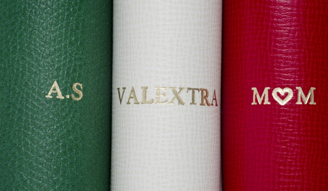 期間限定イニシャル無料刻印サービス実施｜Valextra