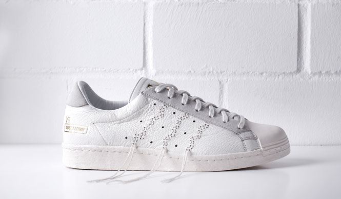 名作「SS(スーパースター)」をベースにしたワイズとのシューズ「Y’s Super Position」が発売|adidas